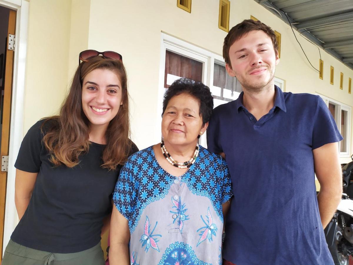 Griya Backpacker Pak Yon Panzió Malang Kültér fotó
