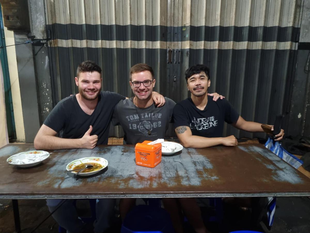 Griya Backpacker Pak Yon Panzió Malang Kültér fotó